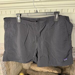 Patagonia black women’s athletic Shorts